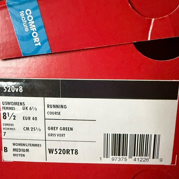 New Balance Grey and Green Running Shoes 520v8 - Picture 3 of 3